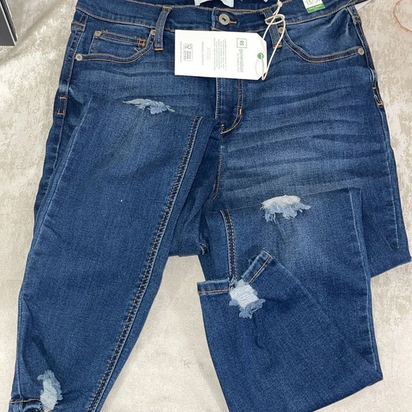 RE generation by celebrity punk size 13 - Picture 2 of 6